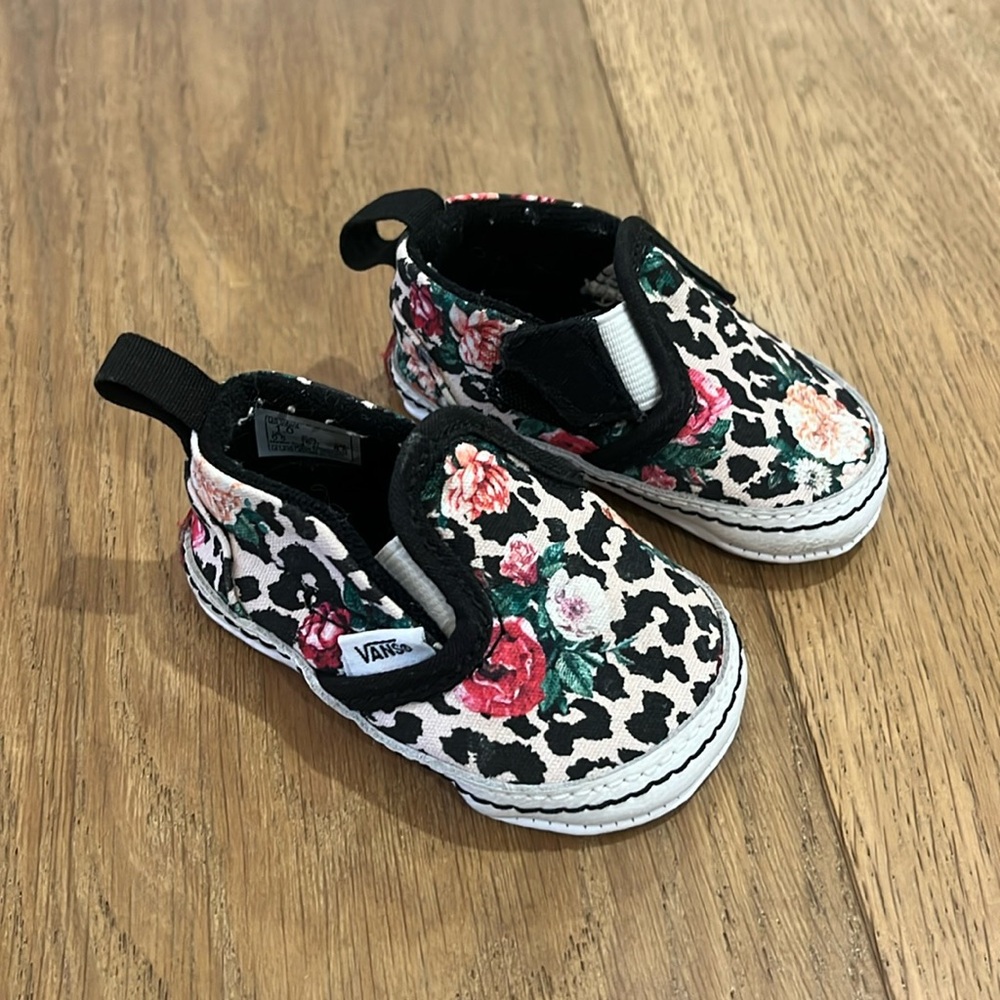 Vans - Crib shoes